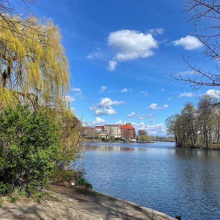 Luxury 60M2 Appartement In Wilhelmstadt Berlin Kültér fotó