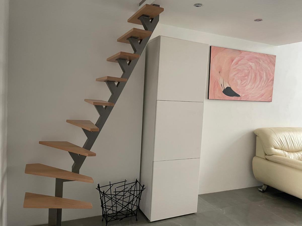 Luxury 60M2 Appartement In Wilhelmstadt Berlin Kültér fotó